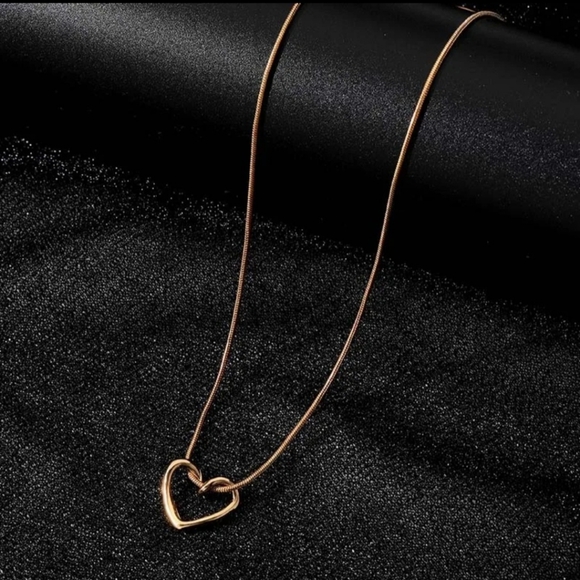 HEART NECKLACE 18K GOLD PLATE - Picture 7 of 8